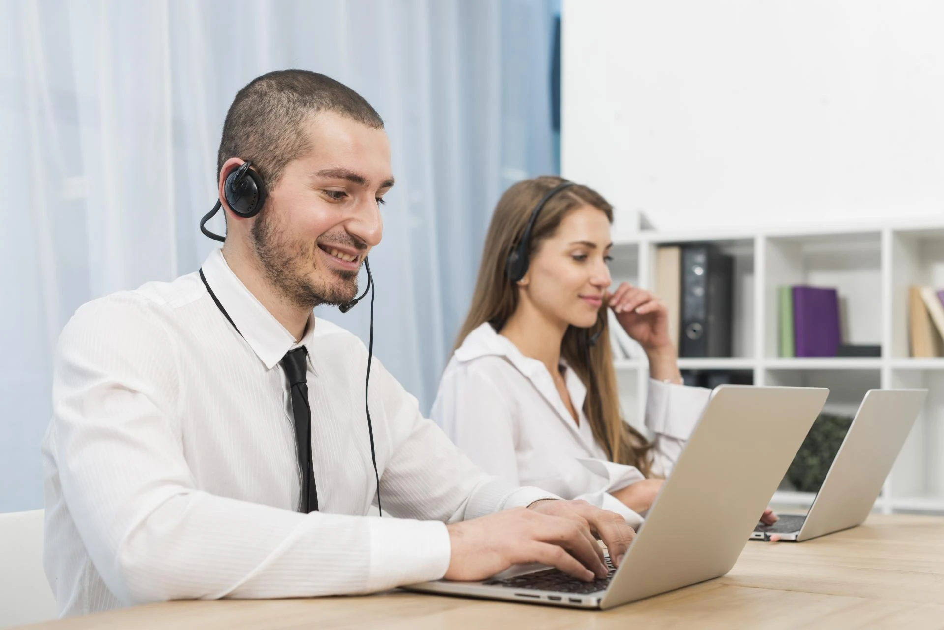 Improving Customer Support with AI powered Inbound Call Center Software