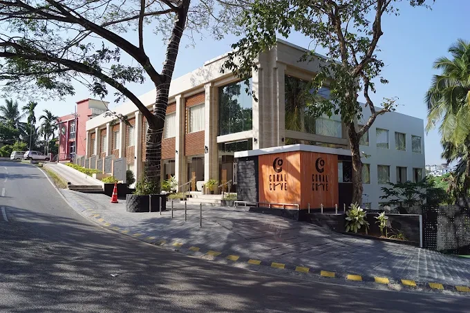 A Budget Hotel Stay in Andaman and Exploring Port Blair's Water Sports