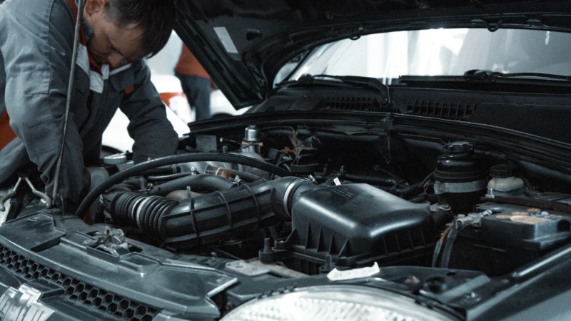 How to Know When You Need Car Engine Repair in Dubai