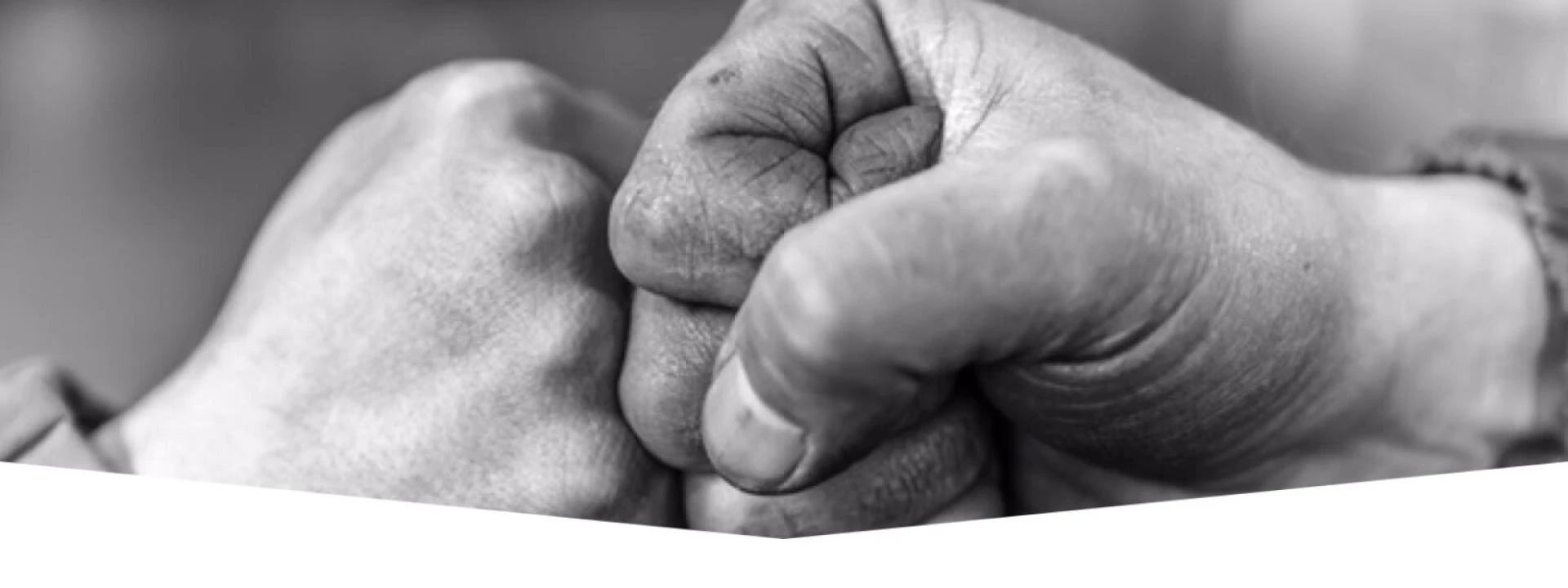 Signs you might need hand therapy (before it gets worse)