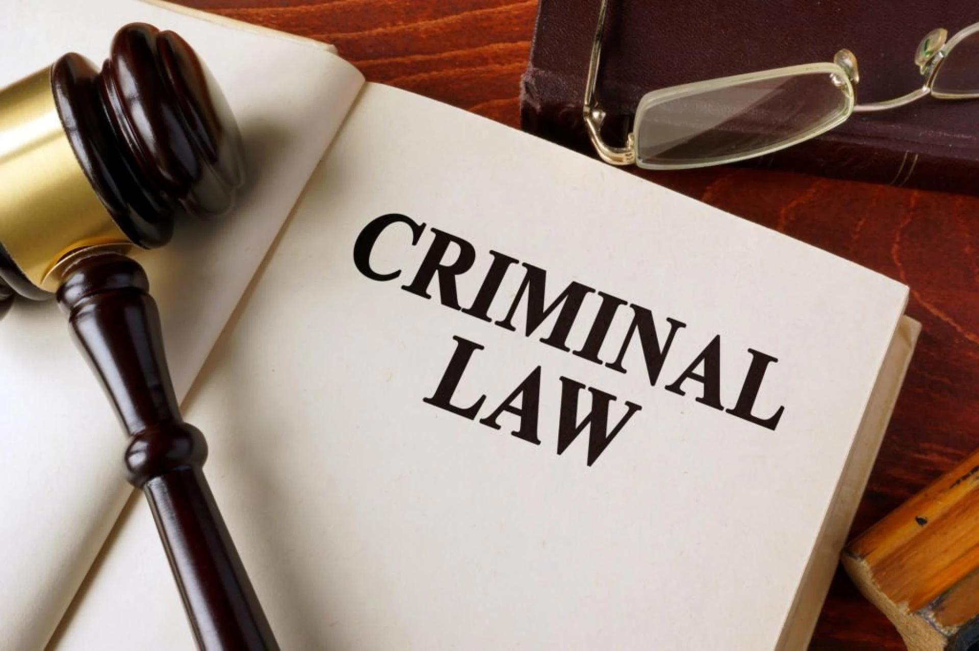 When to Hire a Bail Lawyer: Signs You Need Legal Defense