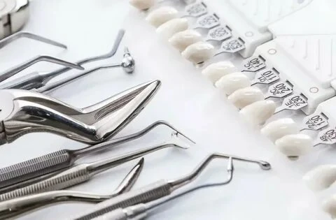 Dental Emergency in Sharjah: Why Fast Action Matters & How Alkhair Dental Can Help