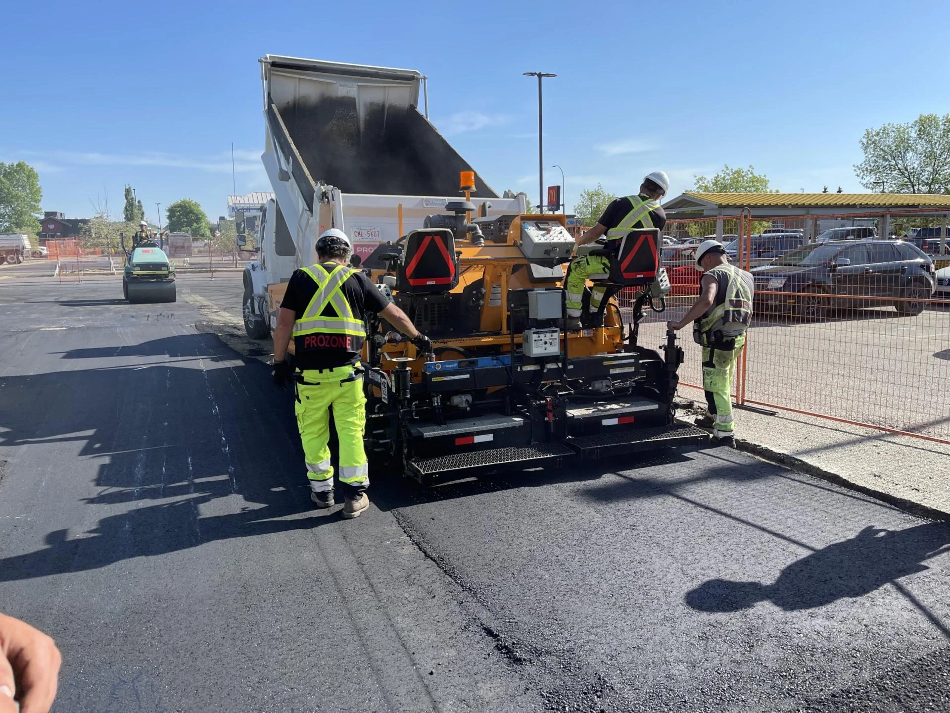 Choosing the Right Parking Lot Contractor: Tips for a Safe and Durable Parking Space