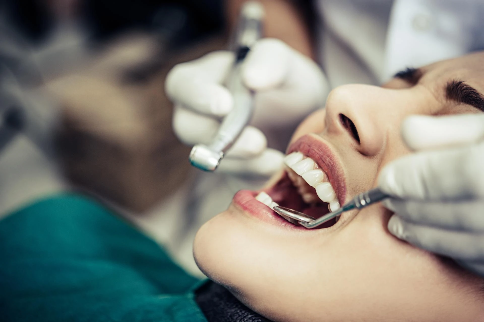 10 Features of a Reliable Dental Hospital You Must Know 