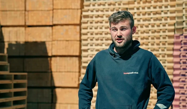 How the Right Packaging Equipment Improves Business Operations