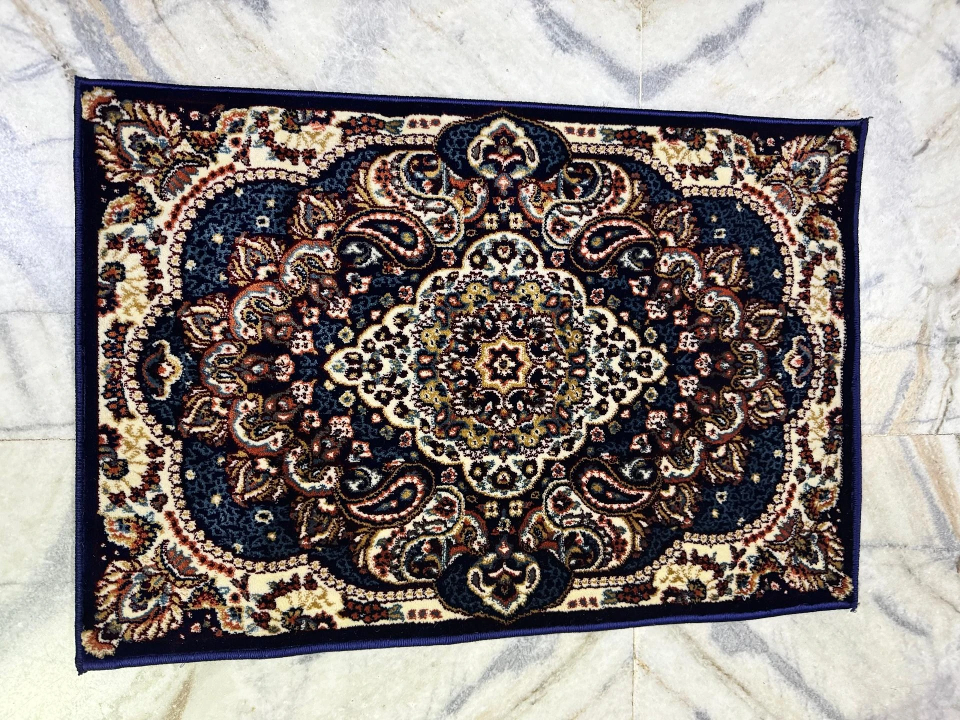 Exploring the Variety of Handmade Rugs and Carpets Manufacturers in India
