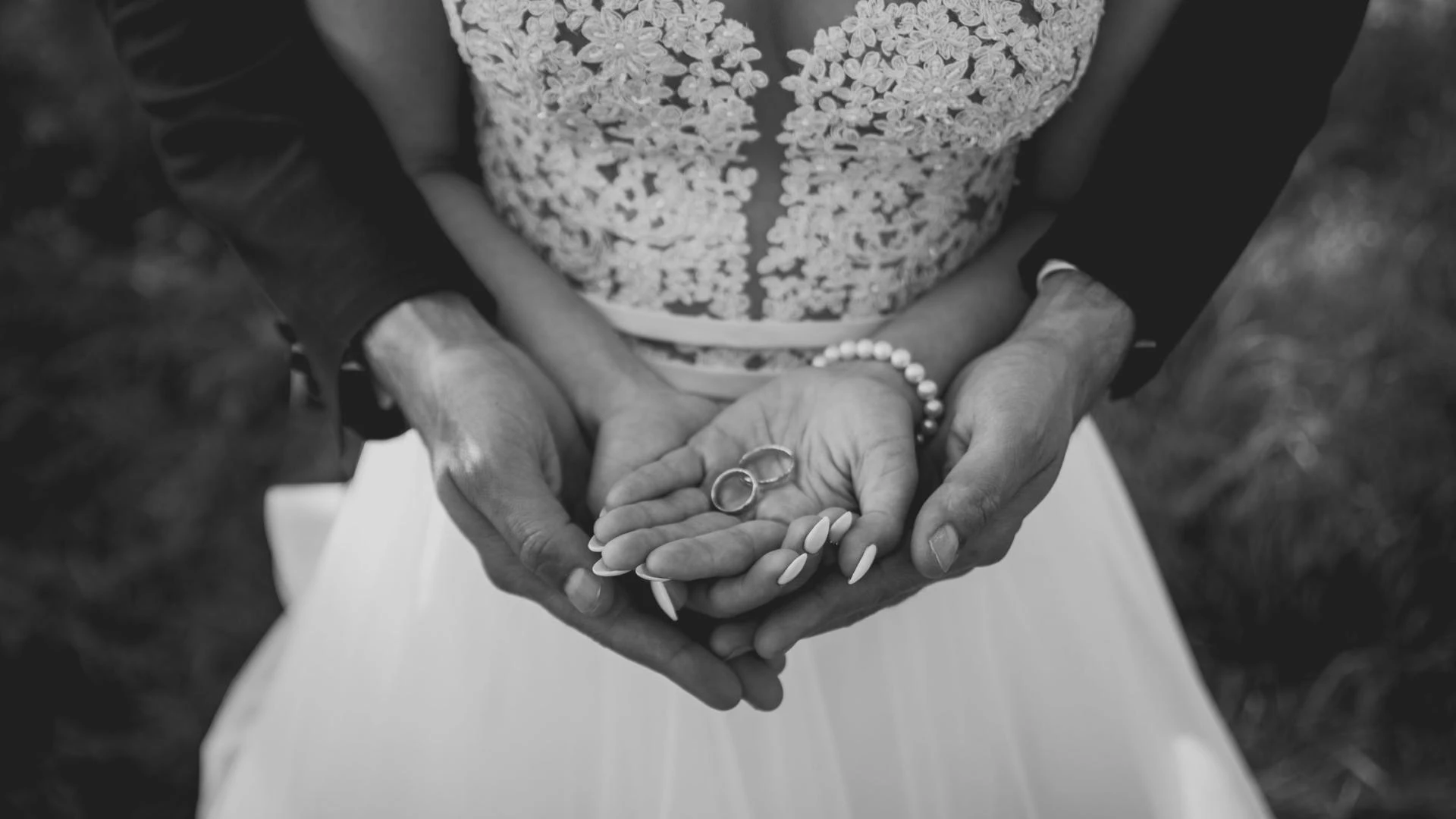 Why Every Couple Should Consider a Professional Idaho Falls Wedding Photographer