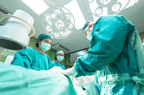 Advanced GI Cancer Care with HIPEC – Insights from a Leading HIPEC Surgeon in Delhi