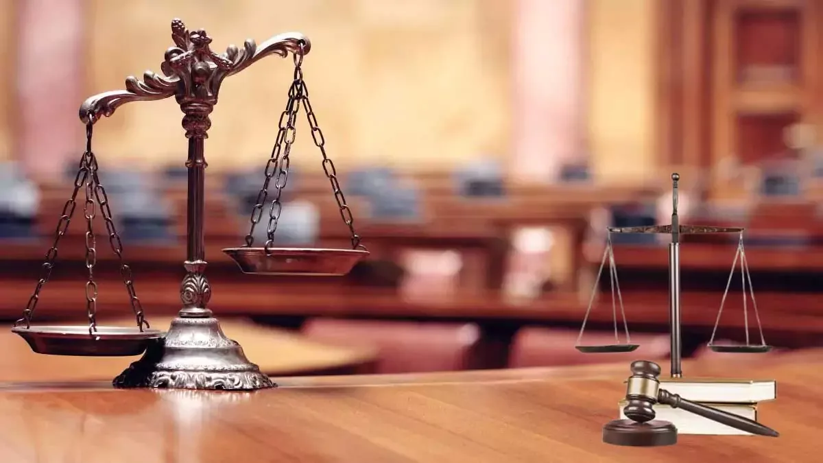 Corporate Lawyers in Noida: Your First Line of Defense Against Legal Risk
