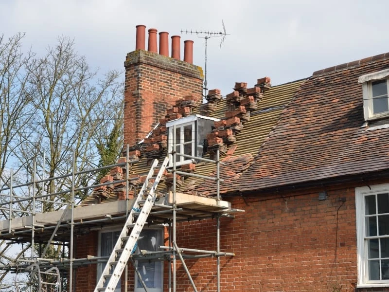 Factors that tell you should hire roofers Storrington