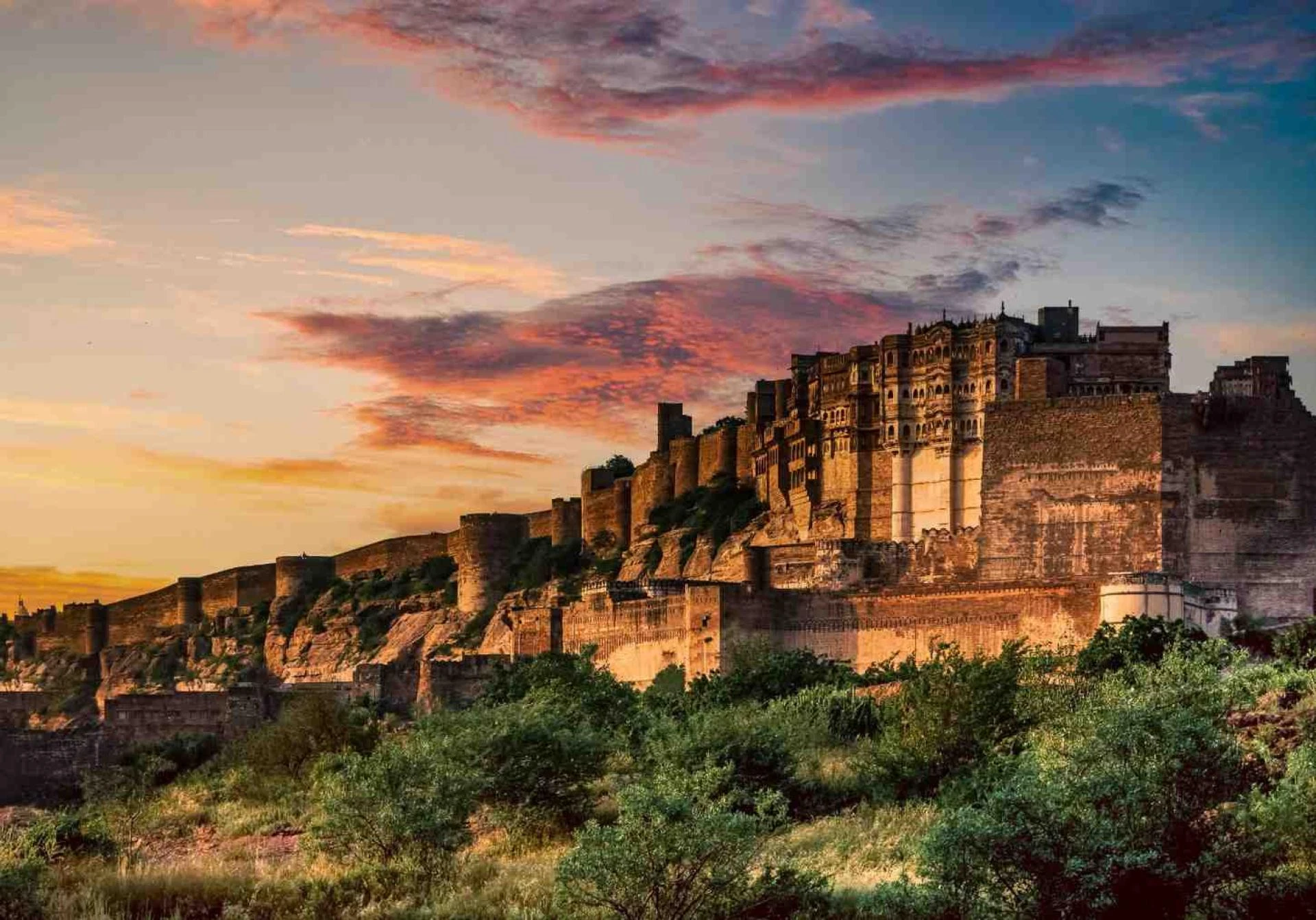Jodhpur Tour by Car – Explore the Blue City in Comfort