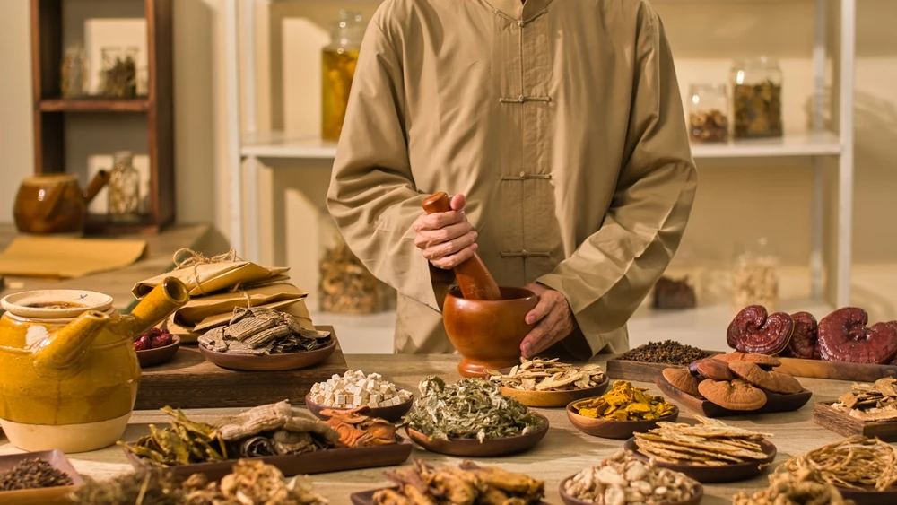 How Ancient Ayurveda Helps Guard Lungs from Silent Air Pollution Harm