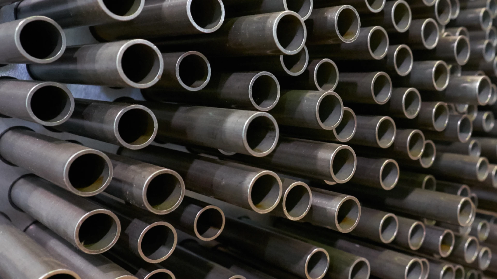 Draft: My Post TitleCarbon Steel: Properties, Benefits, and Industrial Applications