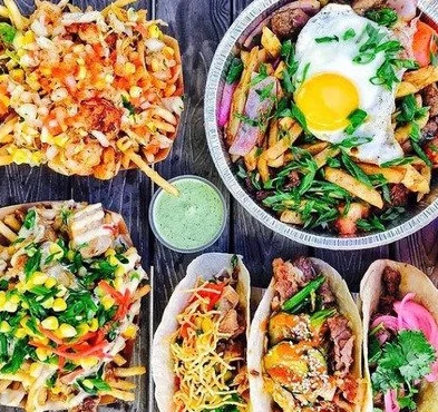 Top 5 Food Truck Menus That Work with Large Crowds
