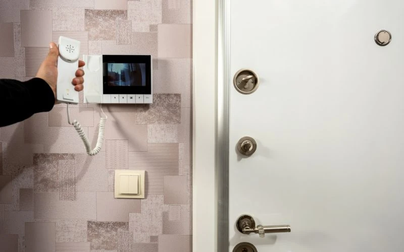 What Is the Life Expectancy of an Intercom System?