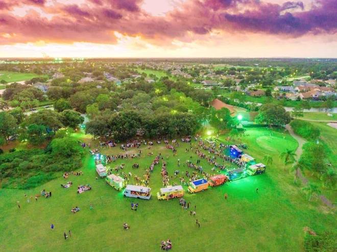 Why Catering Truck Rentals Are the Secret to Stress-Free Event Catering