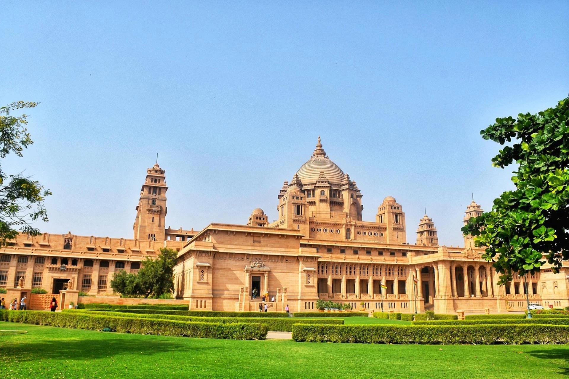 Rajasthan Wildlife and Heritage Tour: A Journey of Palaces, Tigers, and Timeless Memories