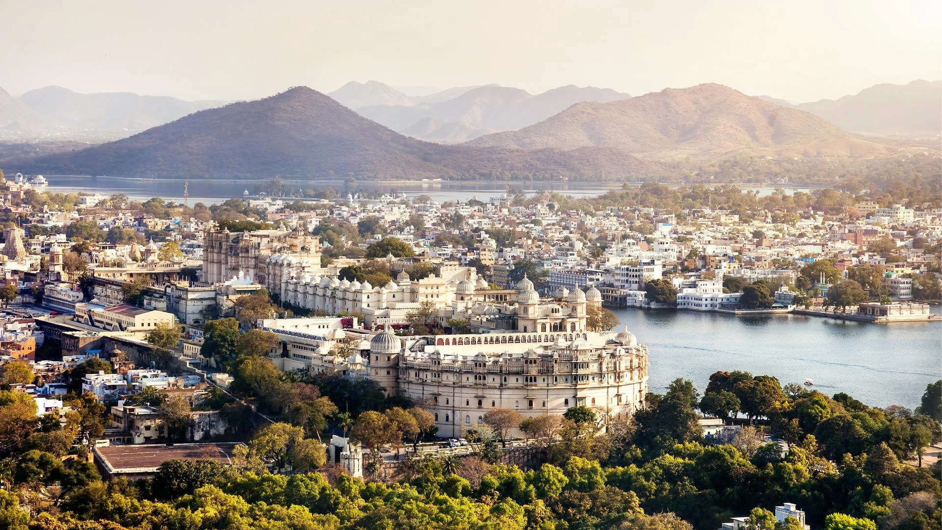 Discover Why Udaipur Is a Premier Choice for Destination Weddings
