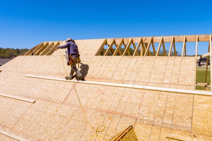 Residential Roofing in Phoenix AZ: Choosing the Right Roof for Arizona’s Desert Climate