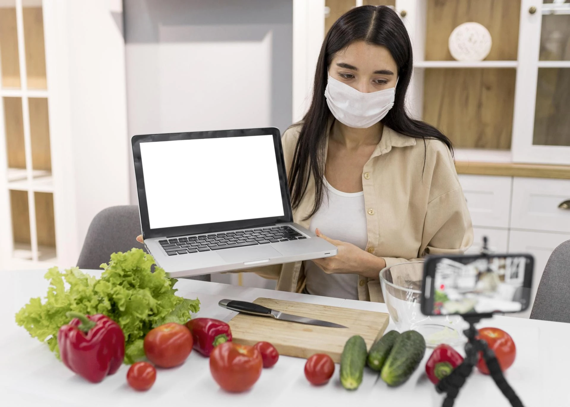 Why Online Diet Plans Don’t Work Without A Certified Dietician?