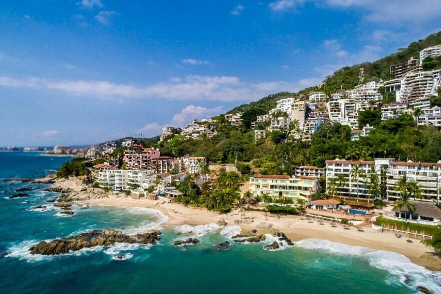 Buying Property in Mexico: A Complete Guide for International Investors