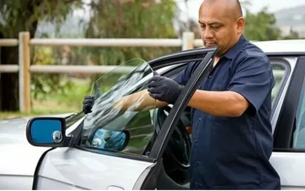 What Is the Best Way to Remove Scratches on Car Glass