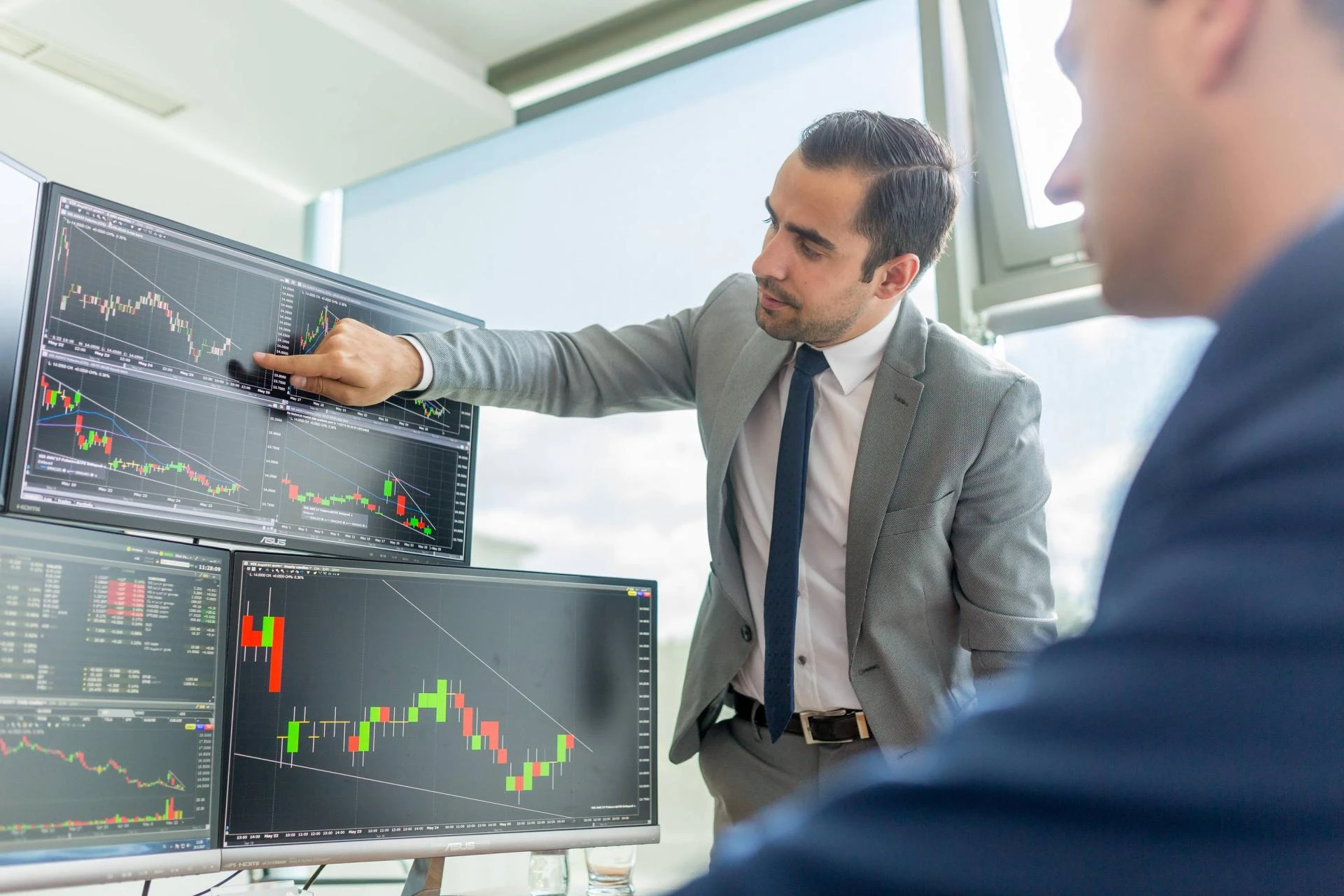 Wealth Management and Long-Term Financial Planning in Pakistan: Building a Secure Financial Future