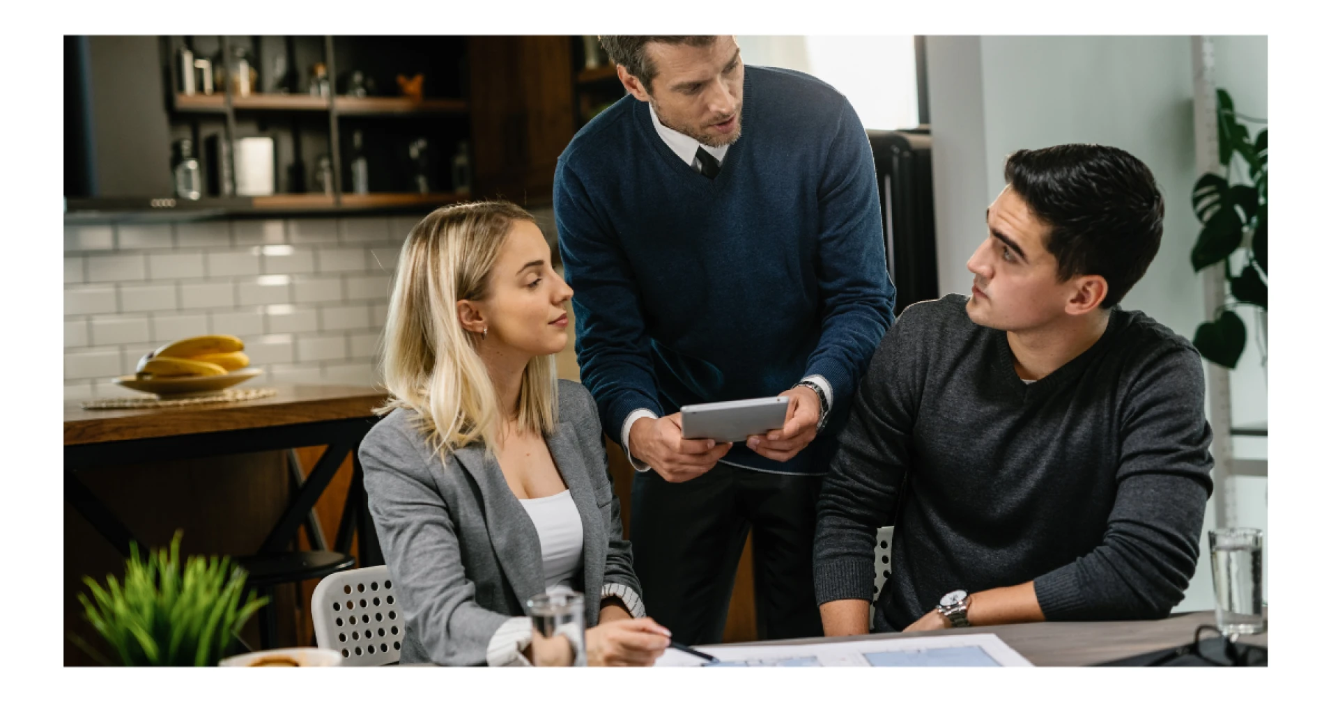 10 Powerful Reasons to Buy Super Visa Insurance in Surrey