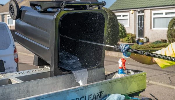 A Guide to Commercial Power Washers in Arizona