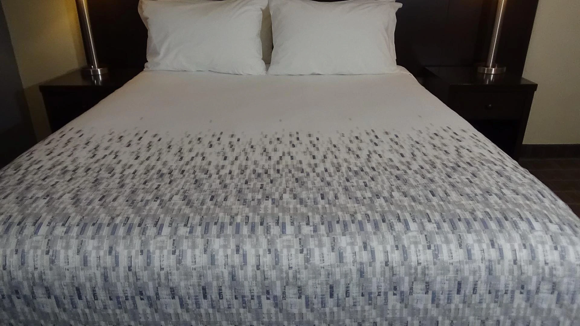 Why the Right Duvet Insert Makes or Breaks Guest Sleep Quality