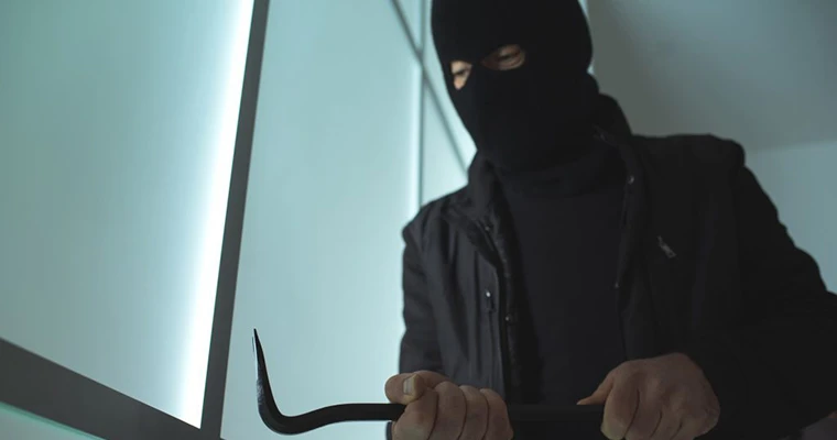 What’s the Best Way to File a Theft and Vandalism Claim Online in Burbank?