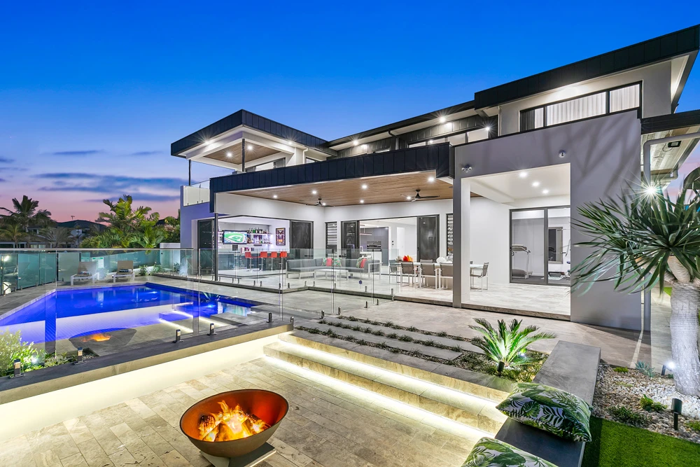 How Luxury Home Builders Turn Your Dream Design into Reality?