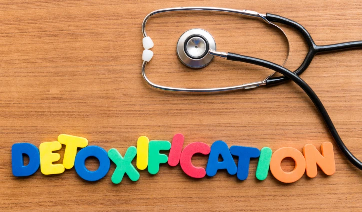 Why Detoxification Is Essential in Today’s Toxic World (and How to Do It Safely)