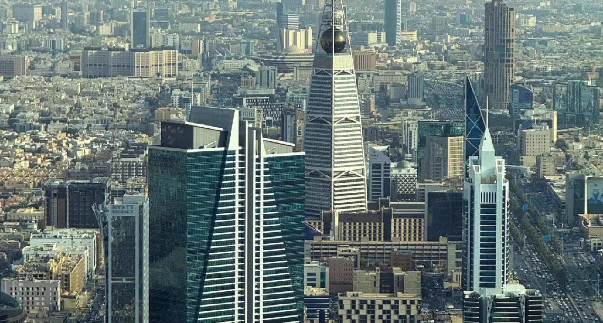 Saudi Rent Freeze: Is It Time for Investors to Pivot Toward Commercial Real Estate?