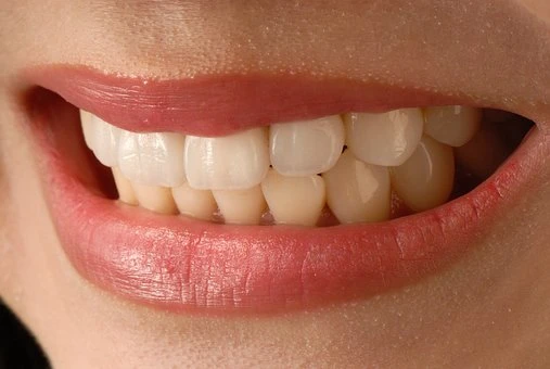 How Cosmetic Dentistry Can Improve Your Oral Health