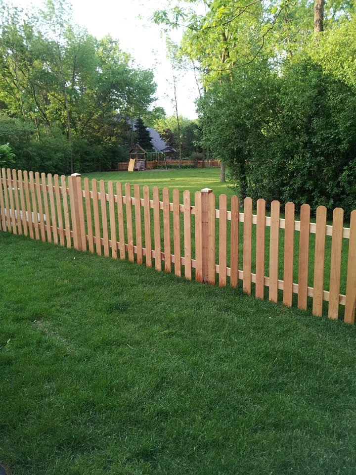 Benefits of Hiring a Local Fencing Company in Chicago