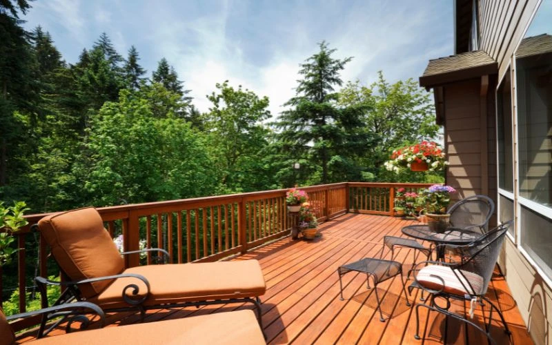 How Does a Deck Improve Outdoor Entertaining Spaces?