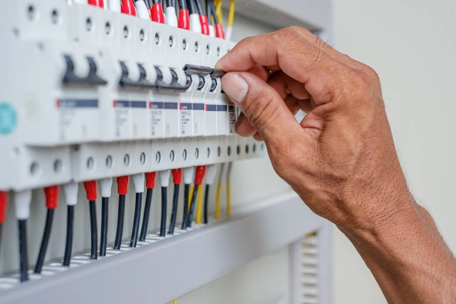 Electrical Panel Installation in Montreal: Secure Power and Modern Safety with Monsieur Electrique