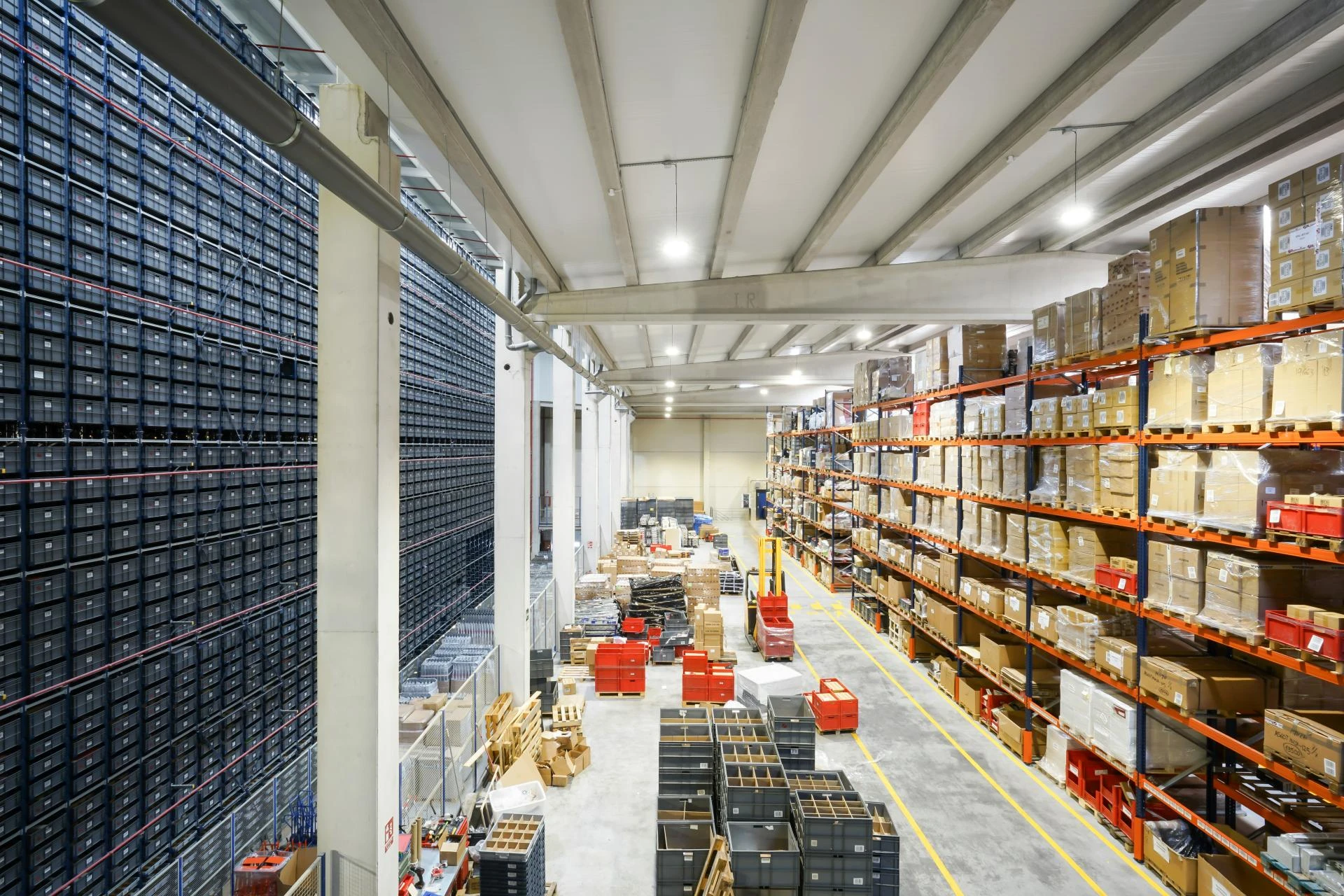What Factors to Consider When Evaluating a Warehousing Solution