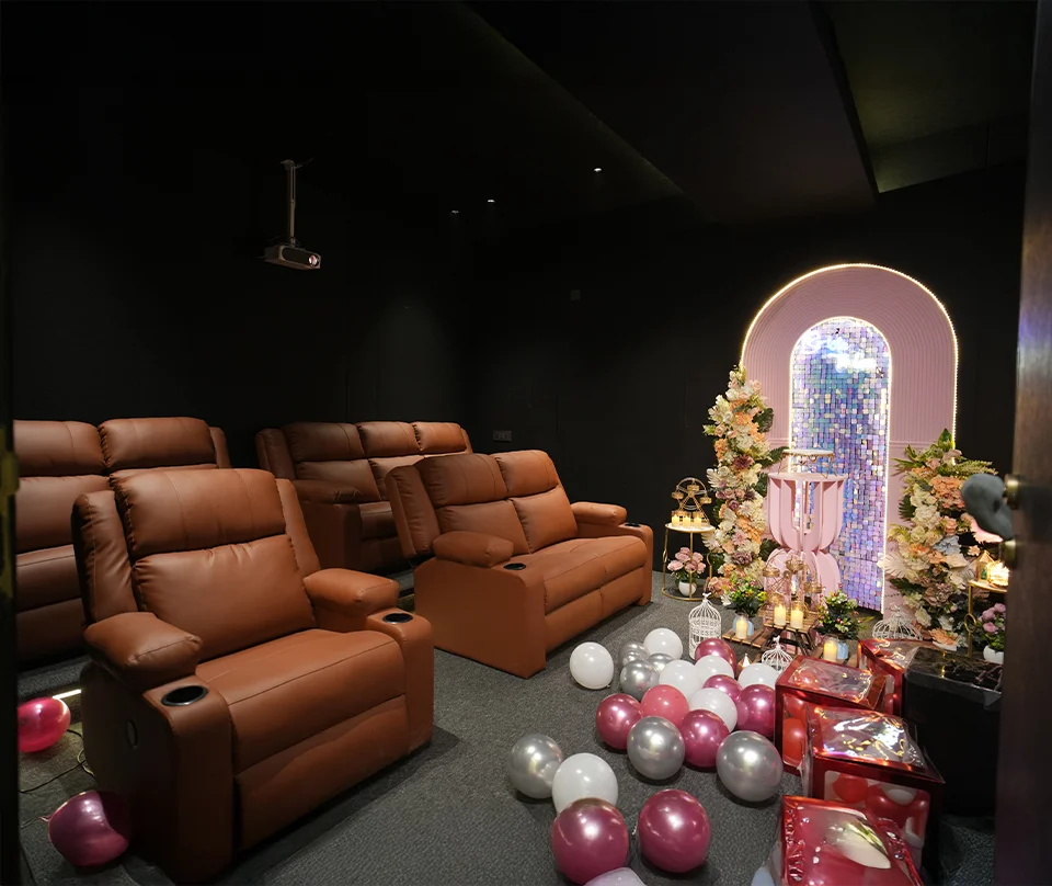 MeetFlix – Your Guide to Private Movie Theatre Experiences in Delhi