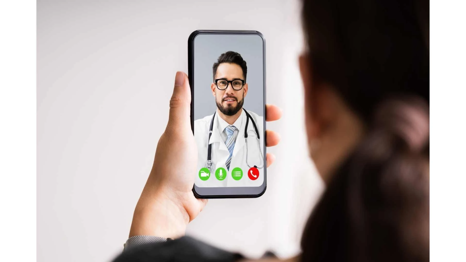 Choosing the Right Home Elderly Care Services: What to Look for in a Geriatric Caregiver 