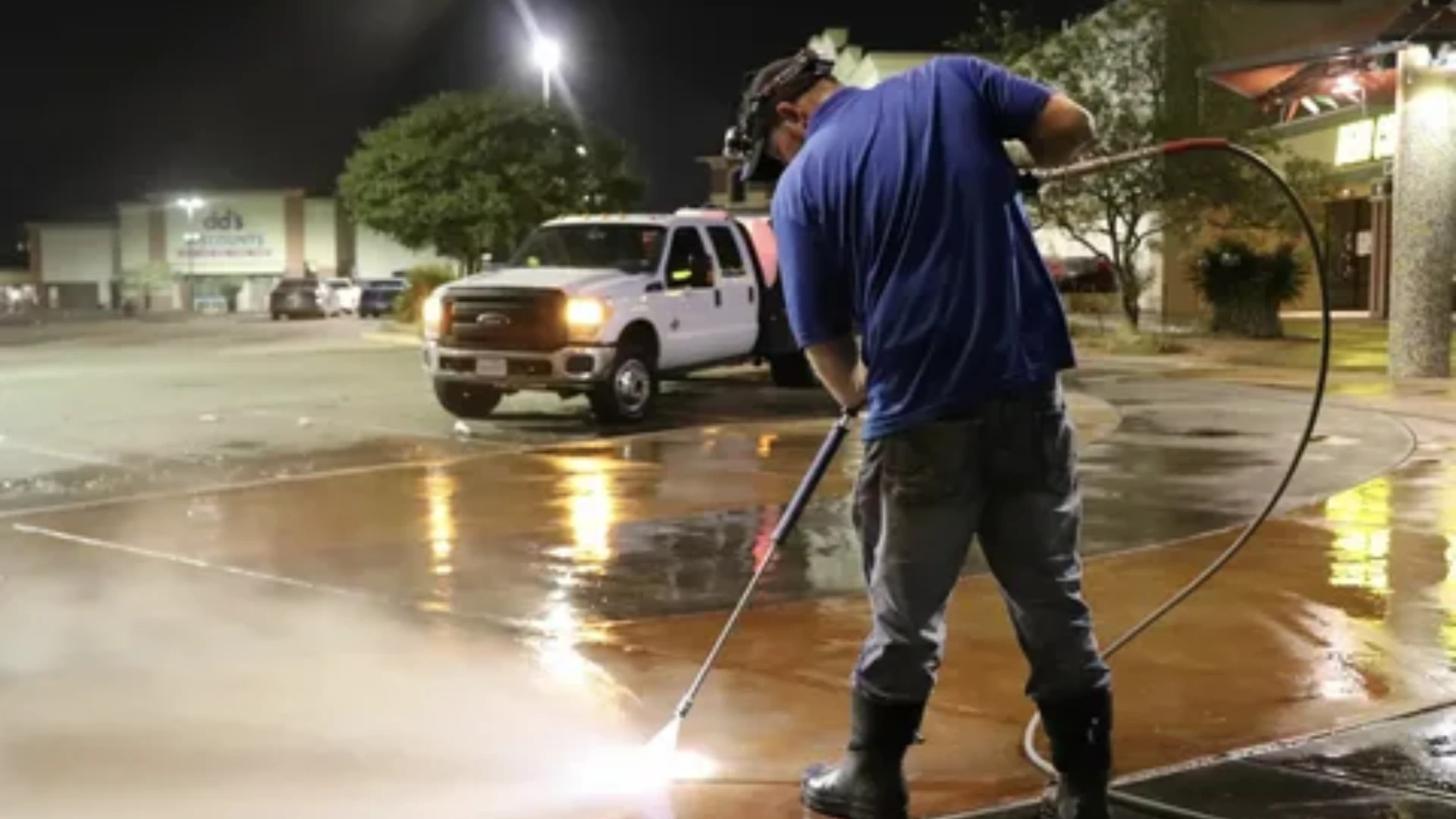 Commercial Power Washing Cincinnati, OH – Restore Your Business Exterior