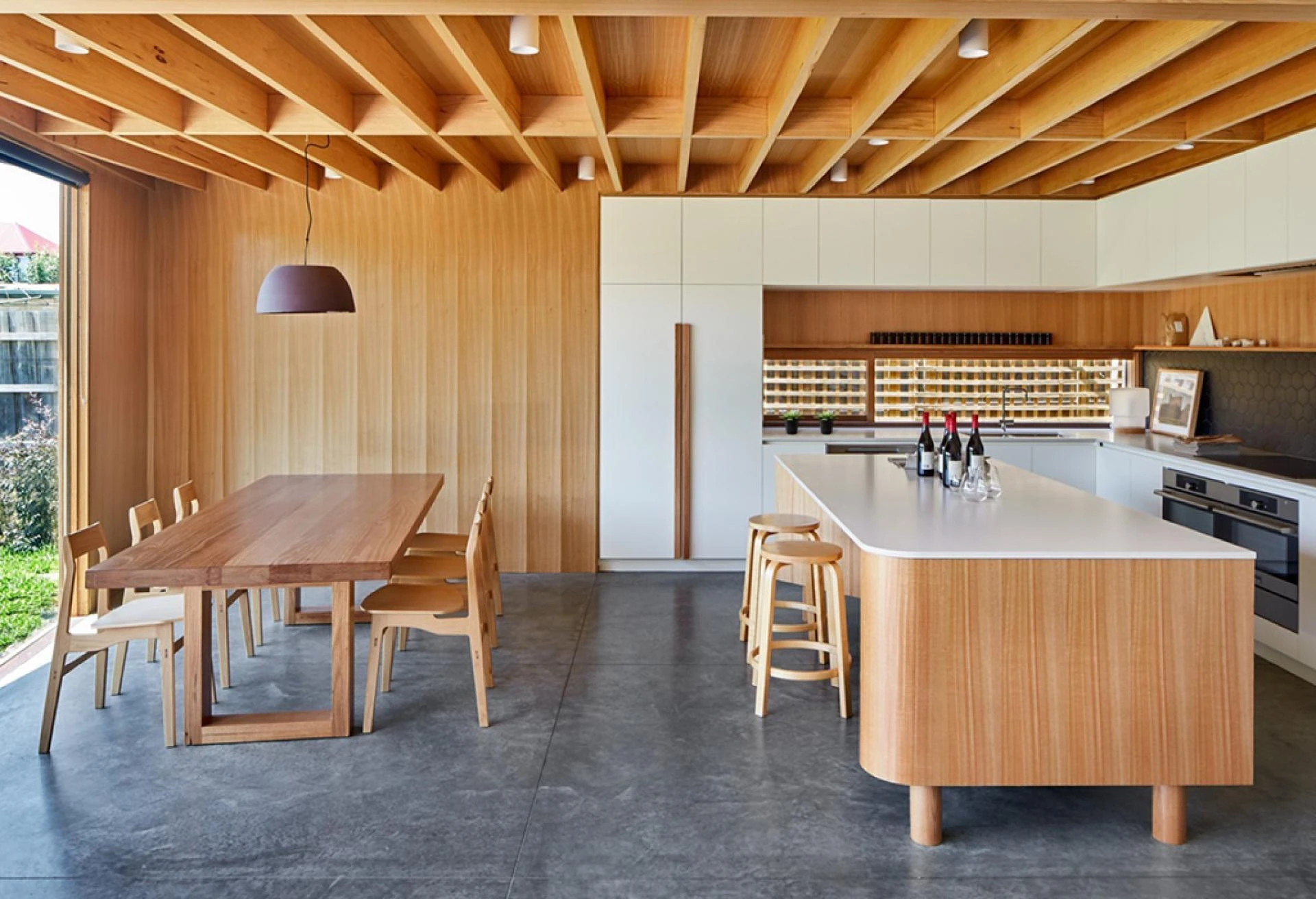 The Advantages of High Pressure Laminates in Commercial Spaces