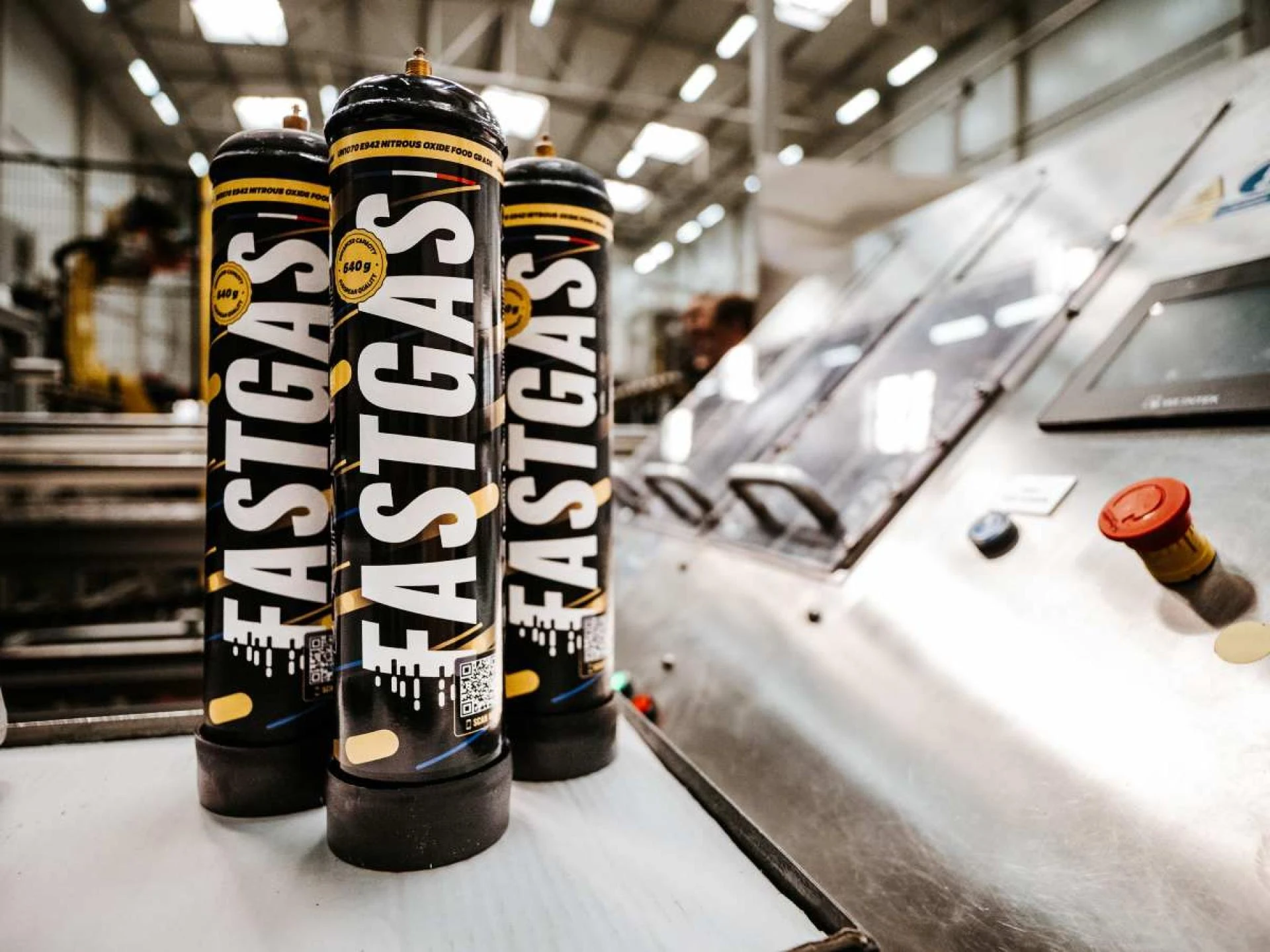 High-Capacity Kitchen Systems with Fast Gas Cream Charger