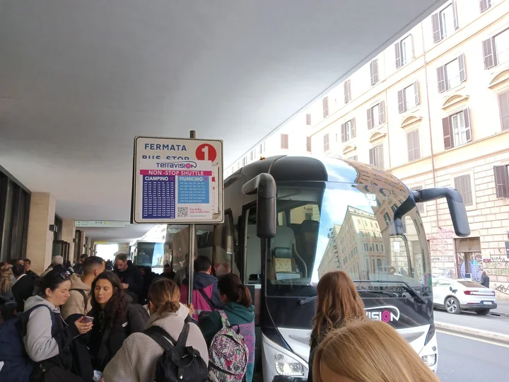 Tips for Booking Cheap and Reliable Airport Transfers