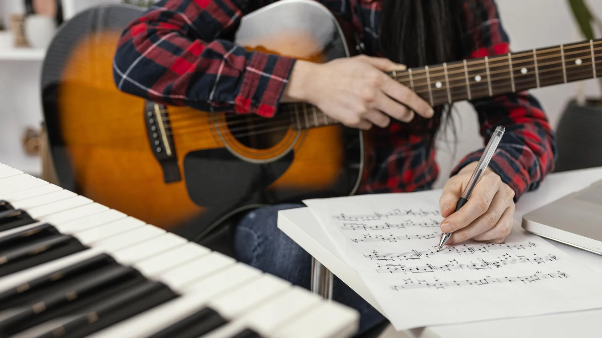 Music Schools in Queens: Courses, Fees, Benefits & More