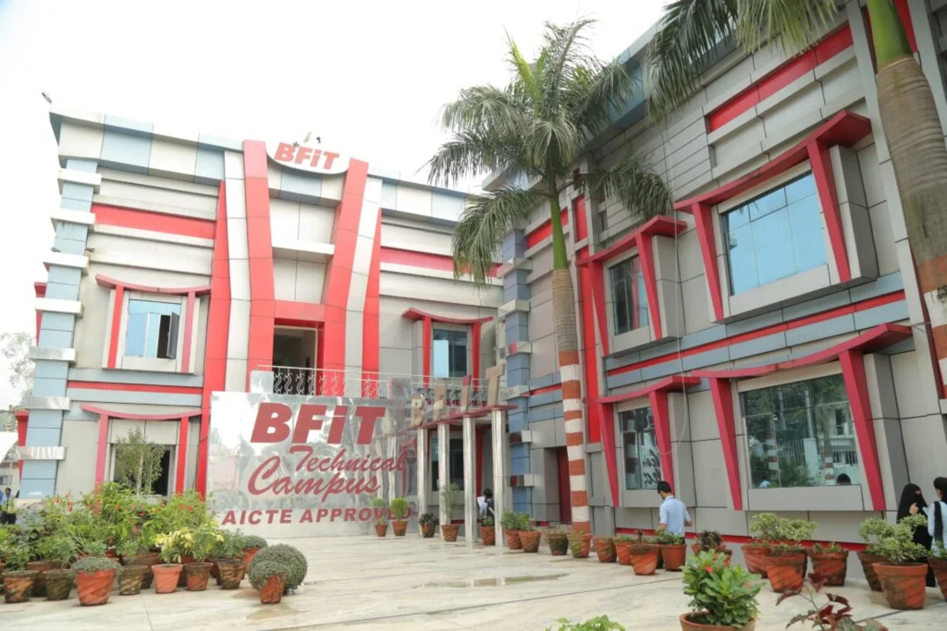 A Smarter Path to an IT Career Starts at BFIT