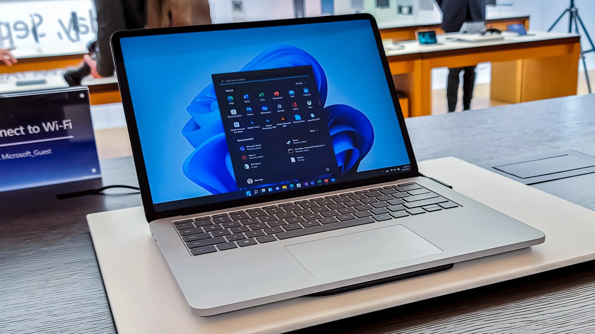 7 Smart Upgrades Windows 11 Home 64 Brings to Any AI PC