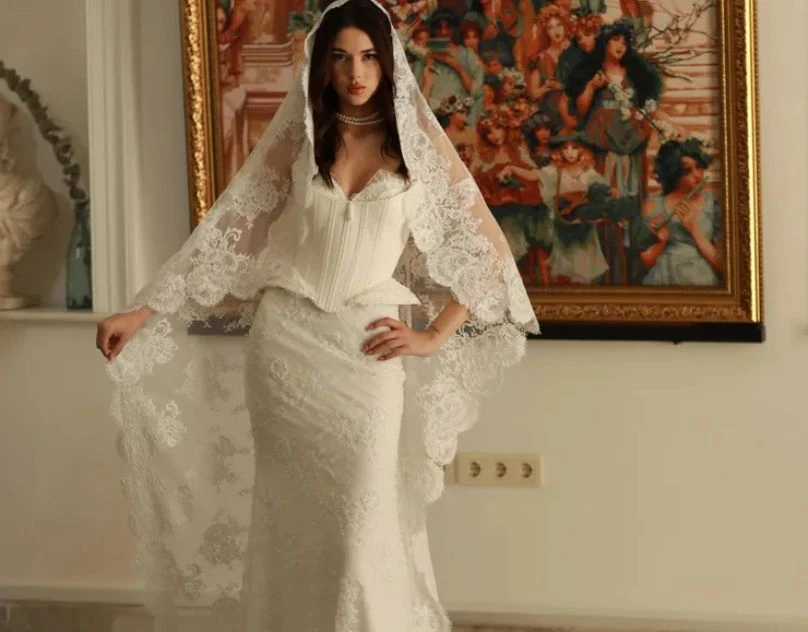 Top Luxury Bridal Shops for Elegant and Couture Wedding Dresses