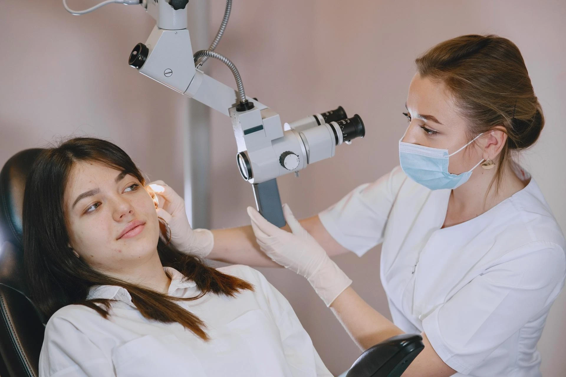Nasal Polyps Surgery in UK: Choose the Best ENT Specialist in Northamptonshire